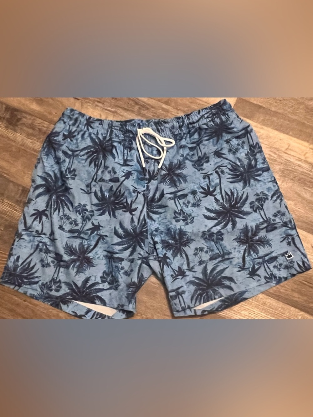 Crown & Ivy Men's Swim Trunks ~Size XXL
Beach Resort